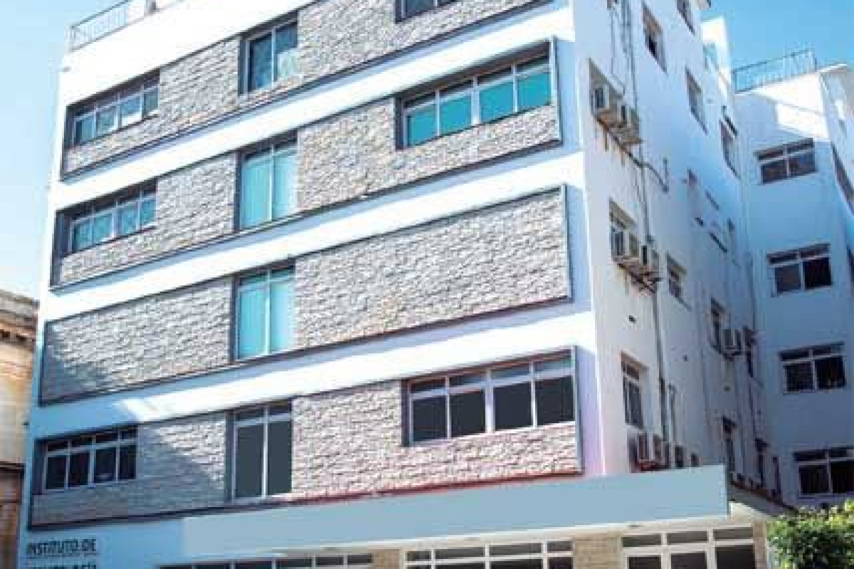 article header cover image